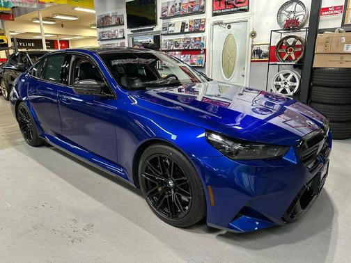 2025 BMW M5 Base