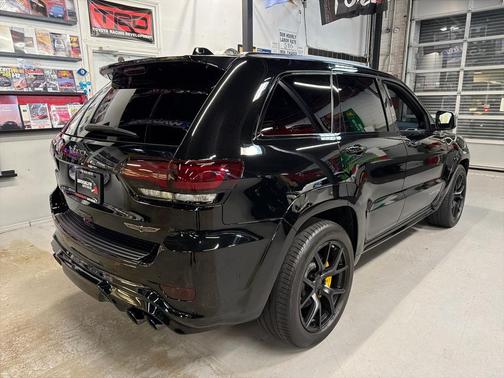 2020 Jeep Grand Cherokee Trackhawk