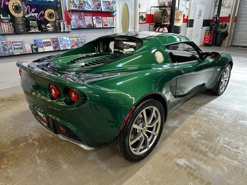 2005 Lotus Elise Roadster