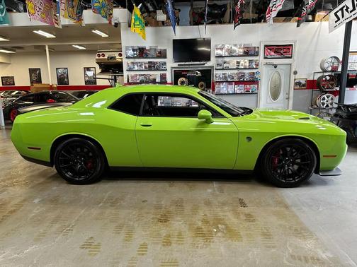 2015 Dodge Challenger SRT Hellcat