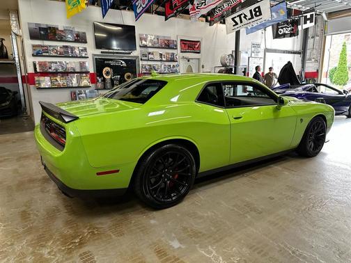 2015 Dodge Challenger SRT Hellcat