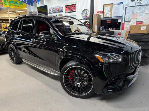 2025 Mercedes-Benz AMG GLS 63 Base