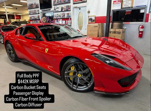 2018 Ferrari 812 Superfast Base