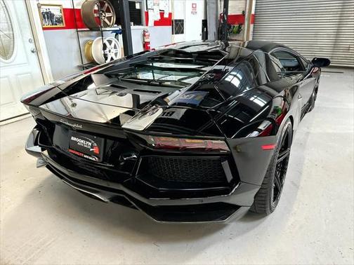 2015 Lamborghini Aventador LP700-4 Coupe