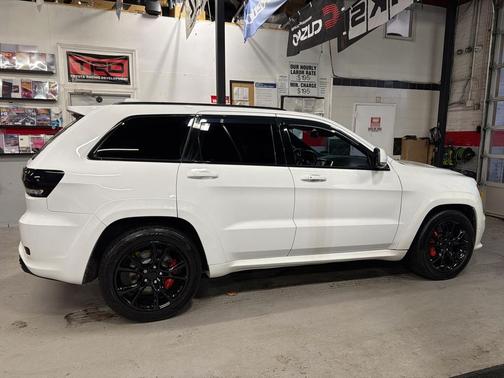2015 Jeep Grand Cherokee SRT