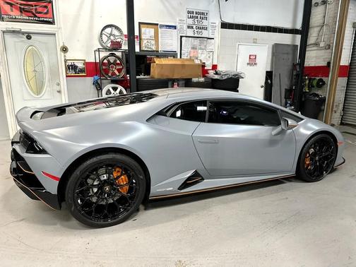 2022 Lamborghini Huracan EVO EVO Coupe