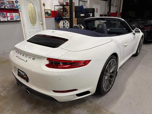 2017 Porsche 911 Carrera S