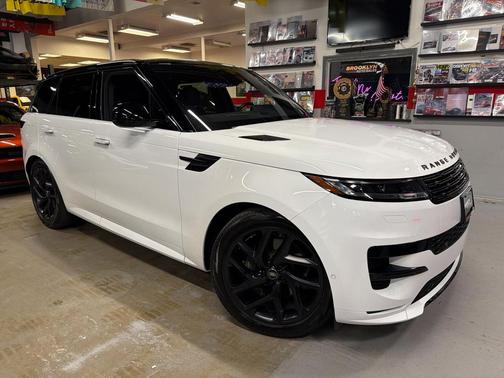 2023 Land Rover Range Rover Sport SE