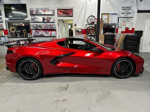 2022 Chevrolet Corvette Stingray w/2LT