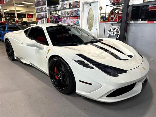 2015 Ferrari 458 Speciale Base
