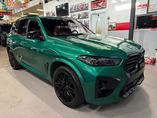 Green 2024 BMW X5 M Base