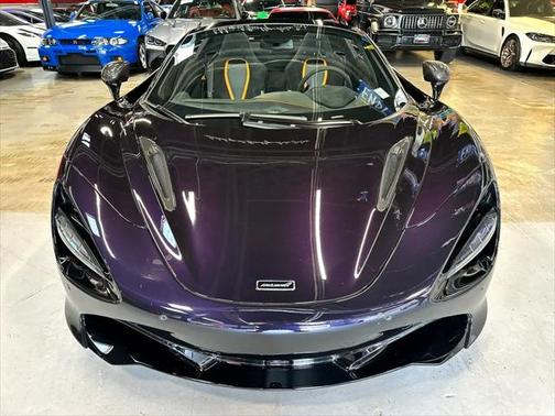 2020 McLaren 720S Base