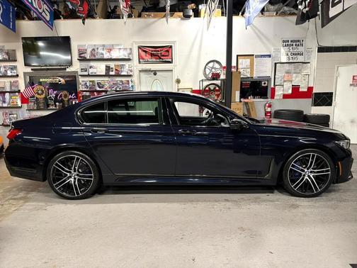 2020 BMW 740 740i xDrive