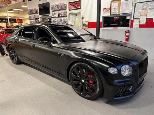 2021 Bentley Flying Spur V8