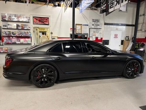 2021 Bentley Flying Spur V8