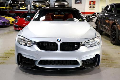Photo 2 of 21 of 2017 BMW M4 Base