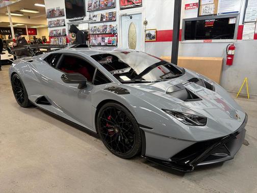 2024 Lamborghini Huracan STO STO Coupe