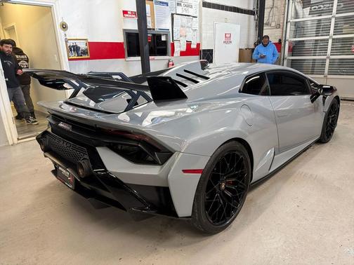2024 Lamborghini Huracan STO STO Coupe
