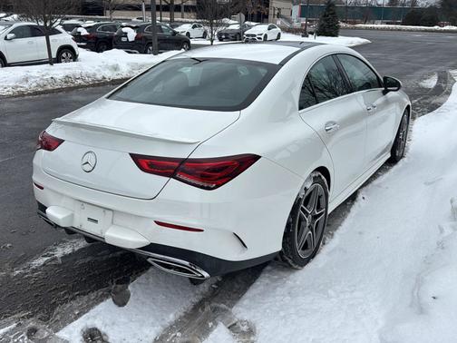 2022 Mercedes-Benz CLA 250 