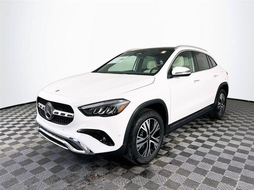 Polar White 2026 Mercedes-Benz GLA 250 4MATIC