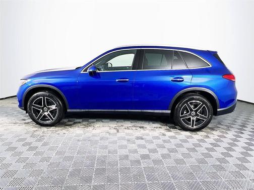 Starling Blue Metallic 2026 Mercedes-Benz GLC 300 4MATIC