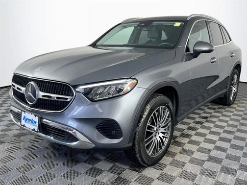 Selenite Grey Metallic 2023 Mercedes-Benz GLC 300