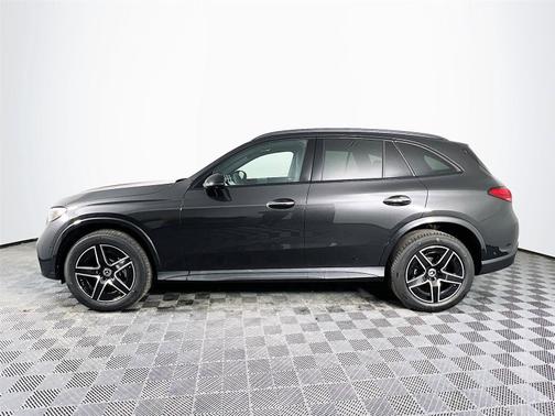 2025 Mercedes-Benz GLC 300 4MATIC