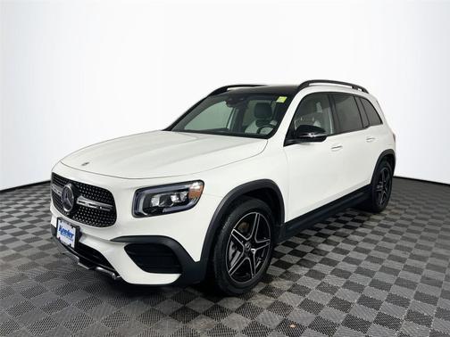 2023 Mercedes-Benz GLB 250 