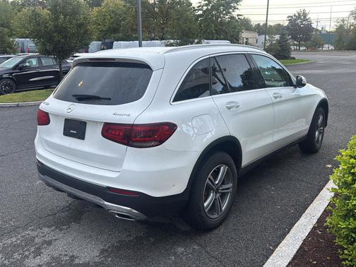 2022 Mercedes-Benz GLC 300
