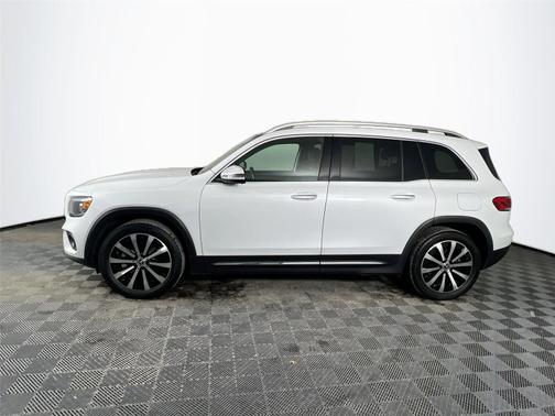 2022 Mercedes-Benz GLB 250 