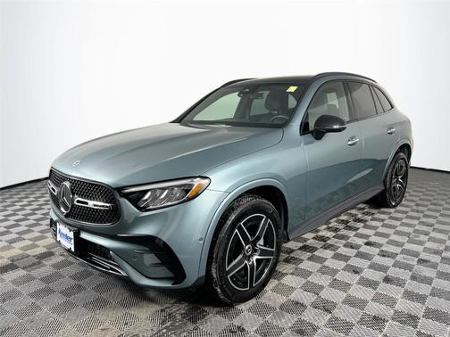 2025 Mercedes-Benz GLC 300 