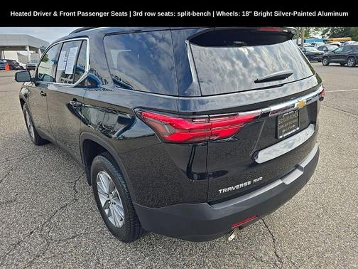 2023 Chevrolet Traverse LT Cloth