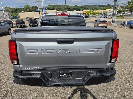 Sterling Gray Metallic 2024 Chevrolet Colorado WT