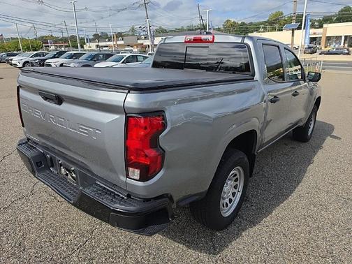 Sterling Gray Metallic 2024 Chevrolet Colorado WT