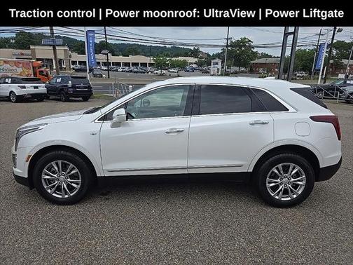 2022 Cadillac XT5 Premium Luxury
