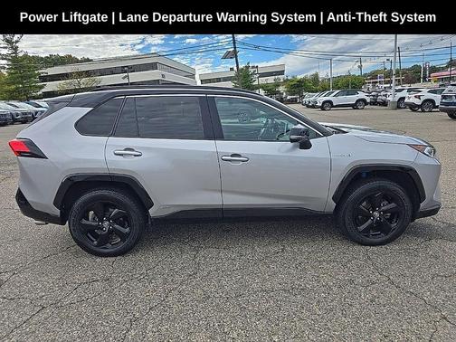2021 Toyota RAV4 Hybrid SE