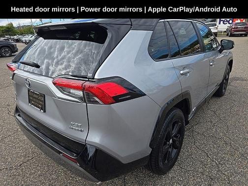 2021 Toyota RAV4 Hybrid SE