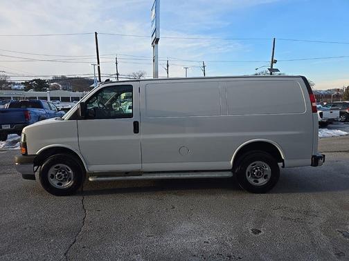 2024 GMC Savana 2500 Work Van