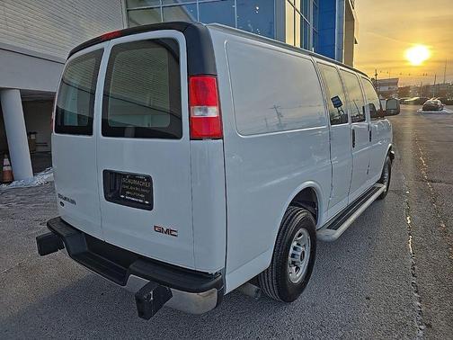 2024 GMC Savana 2500 Work Van
