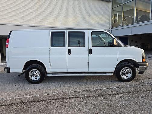 2024 GMC Savana 2500 Work Van