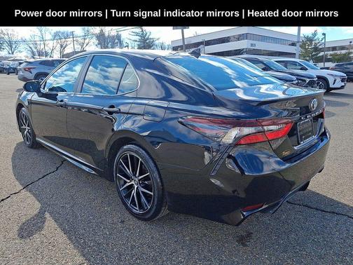 2024 Toyota Camry SE