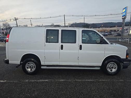 2024 GMC Savana 2500 Work Van