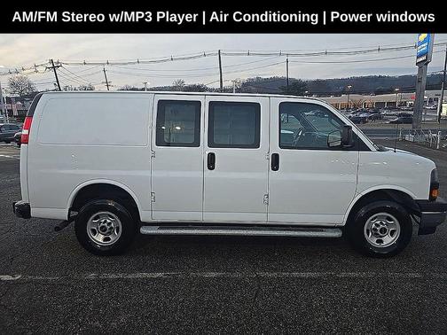 2024 GMC Savana 2500 Work Van