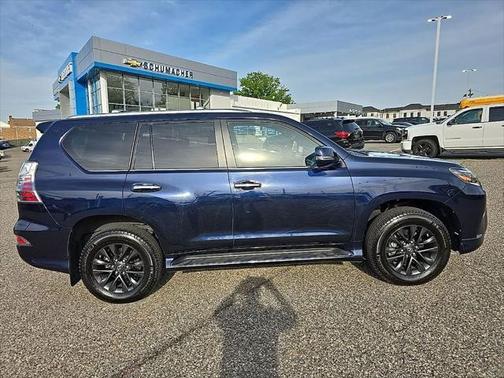 2023 Lexus GX 460 Premium