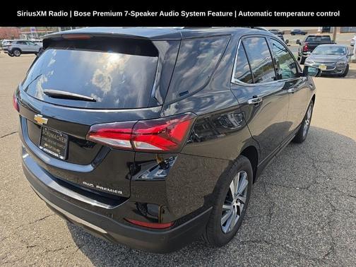 Mosaic Black Metallic 2022 Chevrolet Equinox Premier w/1LZ