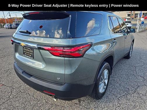 2023 Chevrolet Traverse LT Leather