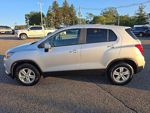 2022 Chevrolet Trax LS