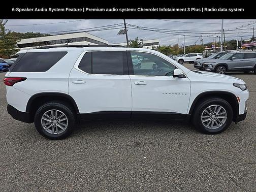 2023 Chevrolet Traverse LT Leather