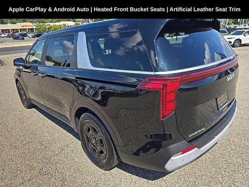 2025 Kia Carnival LXS