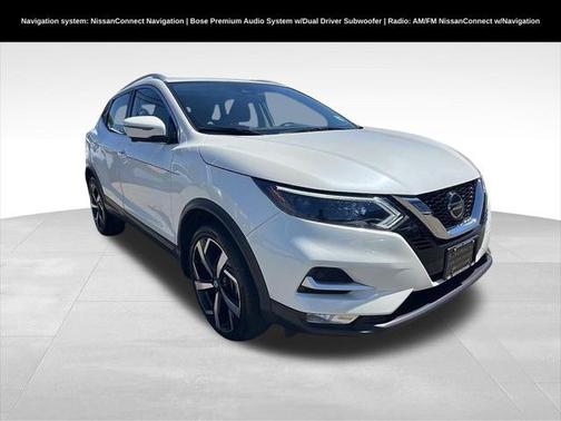 2022 Nissan Rogue Sport SL